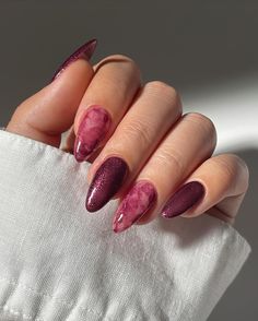 simlynail Plum Marble Nails, Wine Marble Nails, Burgundy Marble Nail Designs, Dark Purple Marble Nails, Burgundy And Orange Nails, Burgundy Marble Nails, Plum Nails With Design, Fall Marble Nails, Red Marble Nails