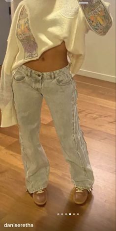 Italian Outfits Women, Baggy Jeans Outfits, Baggy Jeans Outfit, Jeans Outfits, Italian Outfits, Streetwear Fashion Women, Jeans Outfit, Baddie Outfits Casual