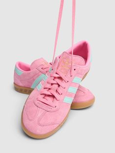 Leather and synthetic upper. Front lace-up closure. Logo details. Rubber sole Adidas Originals Women, Adidas Originals Mens, Pink Adidas, Crossbody Messenger Bag, Pretty Shoes