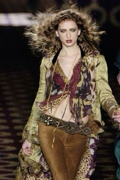 Mundo Hippie, Outfit Inspo Winter, Harry Clarke, Look Boho Chic, Fall Outfit Inspiration, Runway Fashion Couture, Mode Crochet, Mode Boho