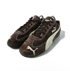 White Vintage Sneakers, Speedcat Og Puma Outfit, Vintage Puma Sneakers, Brown Aesthetic Shoes, Puma Shoes Aesthetic, Shoes Trend 2024, 90s Shoes Sneakers, Vintage Shoes Aesthetic, Puma Aesthetic