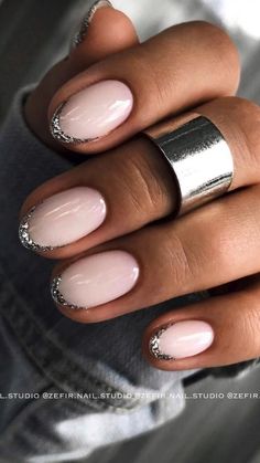 Easy Toe Nail Art Designs For Beginners 💄😱 The Best Nail Art Designs Compilation https://youtu.be/SeCM93afFkM Nail art is a creative way to paint, decorate, enhance, and embellish nails. It is a type of artwork that can be done on fingernails and toenails, usually after manicures or pedicures. Manicures and pedicures are beauty treatments that trim, shape, and polish the nails. Often, these procedures remove the cuticles and soften the skin around the nails. Types of manicures can vary from p Office Nails, Round Nails, Bride Nails, Shellac Nails, Oval Nails, Neutral Nails, Bridal Nails