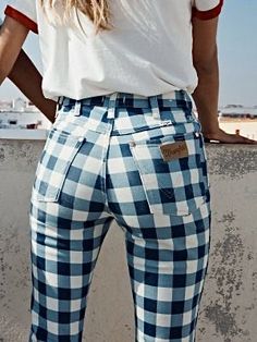 Gingham Pants Outfit, Look All Jeans, Retro Style Fashion, Tin Haul, Gingham Pants, Americana Style, All Jeans, Americana Fashion, Boring Clothes