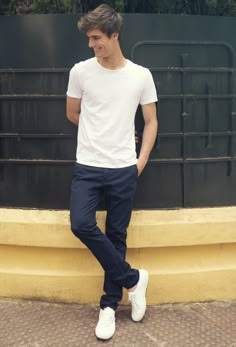 Navy Blue Pants Outfit, Blue Trousers Outfit, Navy Chinos Men, Navy Pants Outfit, Blue Chinos Men, Chinos Men, Blue Pants Men