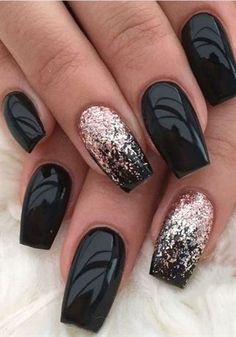 Black And White Nails, Black Gel Nails, Black Nails With Glitter, Nails With Glitter, Unghie Sfumate, Black Coffin Nails, Matte Black Nails, Black Acrylic Nails, Valentine Nails