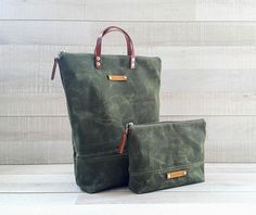 on sale. WAXED CANVAS BAG Comfort UNiSEX Tote FOReST Green Waxed Canvas Tote Bag, Waxed Canvas Bag, Color Block Tote, Men Bag, Zip Tote, Messenger Bag Men, Waxed Canvas, Women Bag, Bag Women