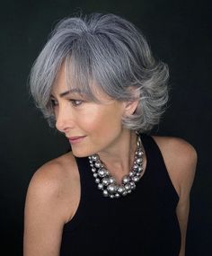 BEST LOOKING HAIRSTYLES FOR WOMEN OVER 70 - valemoods Dad's Birthday, Short Hairdos, Gray Hair Cuts, Silver Hair Color, Dress With Stockings, Edgy Short Hair, Bob Hairstyles For Fine Hair, Hot Hair Styles, Senior Fitness