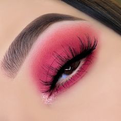 Makeup Ojos, Black Eye Makeup, Pastel Makeup, Makeup Nails Art, Painted Faces, Rave Makeup, Violet Voss, Makeup News, Eye Makeup Designs