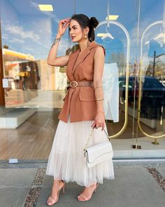 Vestido Off White Midi, Look Office, Heart Fashion, Looks Chic, Office Fashion, Casual Style Outfits, Outfits Casuales, Business Women, Casual Style