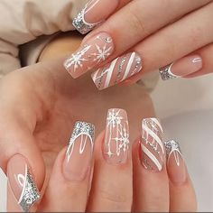 New Length: Long Square 24 Nails To Ensure Fit Nails Only Bundle To Save! Christmas Nails Glitter, Ballet Nails, Nagel Tips, Snowflake Nails, Xmas Nails, Christmas Nail Designs, Stick On Nails, Christmas Nail Art, Manicure E Pedicure