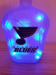 the st louis blues light up an ice hockey bottle