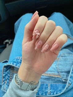 Inspiração de unhas super charmosas e delicadas #aestheticgirl #glowup #nailart #unhas #decoraçãounhas #dicas #beleza Nail Designs For Everyday, Short Acrylic Nail Designs, French Nails Design, Ombre French Nails, Elegant Touch Nails, Tape Nail Art, Quick Nail Art, Nyc Nails, Hello Nails