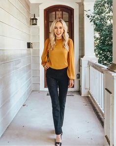 Mustard Top Outfit Work, Mustard Blouse Outfit, Mustard Yellow Top Outfit, Mustard Top Outfit, Yellow Blouse Outfit, Blouse And Black Pants, Outfit Mustard, Blouse Outfit Work, Yellow Top Outfit