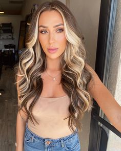 Brown Hair Color Shades, New Hair Look, Color Extensions, Money Honey, Hair Color Underneath, Chestnut Hair Color, Cute Hair Colors, Brunette Hair With Highlights, Hairstyles For Layered Hair