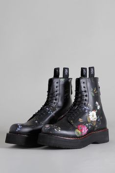 MADE IN ITALY Color: Black Floral  Handmade Combat Boot Lightweight Single Stacked Sole 1.5" Stacked Sole Signature Orange stitching & Ecru embroidered Pull Tabs Pull Tabs on Either Side of Shank Zip Closure Up the Back 100% Leather R13S0002-37 R13 Denim, Floral Boots, Spring Boots, Black Platform Boots, Shearling Boots, Combat Boot, Denim Shoes, Platform Boots, Cute Shoes