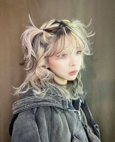 일본 패션, Dyed Hair Inspiration, Pretty Hair Color, Peinados Fáciles Para Cabello Corto, Alternative Hair, Haircut And Color, Dye My Hair, Hair Reference, Hair Stuff