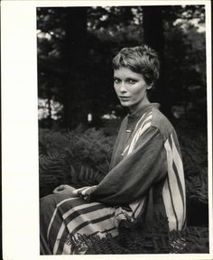 Mia Farrow Short Hair, Pixie Crop, Alfred Eisenstaedt, Heck Yeah, White Photo