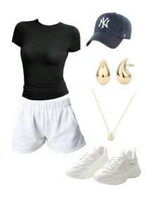 Tee Style Outfit Ideas, Cute Camp Outfits, Airport Outfit Ideas Comfy, Lazy Girl Aesthetic Outfits, Outfits For School Trip, Cute And Comfy Outfits For Summer, Cute Outfits Basic, Cute Lazy Day Outfits For Summer, Outfits For Camping