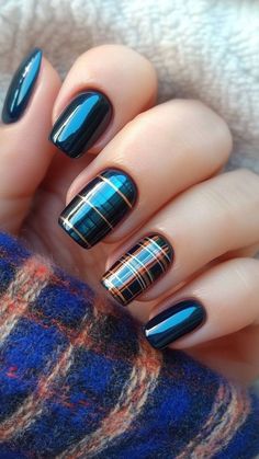 25 Blue Fall Nail Ideas That Will Make Your Nails Pop | Lookosm Blue Fall Nail Designs, Chic Nail Ideas, Plaid Nail Designs, Dark Blue Nails, Navy Nails, Fall Nail Ideas, Fall Manicure, Elegant Nail Designs, Plaid Nails