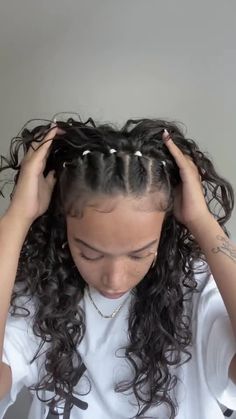 Hairstyles For Water, Latina Hairstyles, Haircut Selfie, Photo Hijab, Track Hairstyles, Latina Hair, Simple Hairstyles, Cute Hairstyle