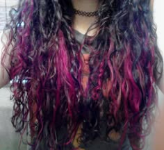 Hair Dye Inspo Curly Hair, Pastel Pink Curly Hair, Curly Purple Hair, Pink Curly Hair, Ombre Curly Hair, Dyed Curly Hair, Funky Hair, Tumblr Hair