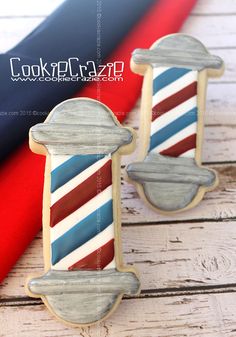 Barber Shop Pole, Crazy Cookies, Mustache Party, Decorated Cookies Tutorial, Barber Pole, Barber Shop Decor, Man Cookies, Decorated Bottle, Cookie Tutorials