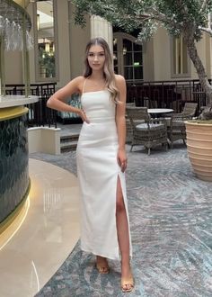 Formal White Midi Dress, Grad Dinner Dress, Simple Satin White Dress, Dress Rehersal Dinner Outfit Bride, White Dress Classy Formal Long, Grad Dinner Outfit, Simple White Prom Dress, Backyard Wedding Dress Casual, White Graduation Dress Long