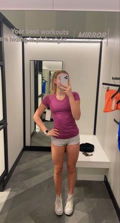 Lululemon Speed Up Shorts Outfit, Lululemon Outfit Shorts, Lululemon Shorts Outfit, Cute Outfits With Leggings, Tennis Fashion, Shorts Outfit