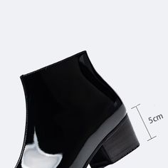 Introducing the SleekCow Leather Pointed Ankle Men's Boots. Crafted from top-grade cow leather with a pointed toe and a stylish 5cm heel, these boots blend elegance with a modern edge, ideal for the fashion-conscious man. Conscious Man, Men's Boots, Casual Everyday, Modern Man, Travel Backpack, Signature Style, Cow Leather, Accessories Shop, Boots Men