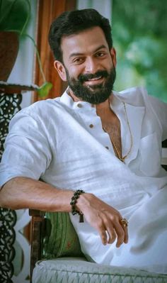 Full Windsor Knot, Cinema Icon, Prithviraj Sukumaran, Guys Grooming, New Images Hd, Drawing People Faces, Photo Logo Design, Indian Express, Actor Picture