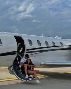 Jet Privé, Rich Couple, Luxury Couple, Life Vision Board, Rich Lifestyle, Luxury Lifestyle Dreams, Future Lifestyle, Rich Life, Photo Couple