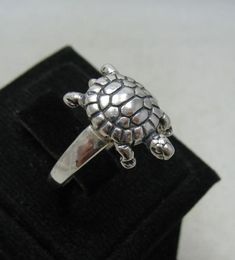 Sterling silver ring 925/1000, turtle. Stamped 925. Approximate weight 3.1 grams. Dimensions 1.7x1.0cm (0.68x0.40 inches). All our jewels are made from solid sterling silver 925/1000 and are carefully crafted by hand in our family workshop. We dispatch your orders in 5 working days, worldwide and the postage is $5. We ship registered priority mail. Please allow 5-7 working days for delivery in Europe and 10-15 working days outside Europe. For any questions - please do not hesitate to contact me! Elegant Sterling Silver Turtle Jewelry, Elegant Silver Turtle Jewelry, Sterling Silver Turtle-shaped Rings, Handmade Sterling Silver Turtle Jewelry, Handmade Turtle-shaped Sterling Silver Jewelry, Silver Sterling Silver Turtle Jewelry, Nickel-free Silver Turtle Jewelry, Sterling Silver Ring, Silver 925