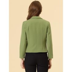 Create a modern sleek look even at the office with this stunning cropped blazer jacket. This smart collarless blazer features an angled hem which is shorter in the back for a fashionably cool look. An open-front design for showing your amazing top inside. The jacket offers a versatile piece for effortless layering looks. Pair it with jeans and sneakers for a casual look. Filled with contemporary takes on classic summer prints, great for office and causal wear, both professional and fashionable. Crop Suit, Floral Print Blazer, Cropped Blazer Jacket, Front Office, Crop Blazer, Floral Blazer, Printed Blazer, Cropped Blazer, Cool Jackets