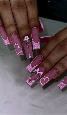 Ongles Bling Bling, Paznokcie Hello Kitty, Quinceanera Nails, Long Acrylic Nail Designs, Nails Design With Rhinestones, Cute Acrylic Nail Designs, Hello Kitty Nails, Acrylic Nails Coffin Pink