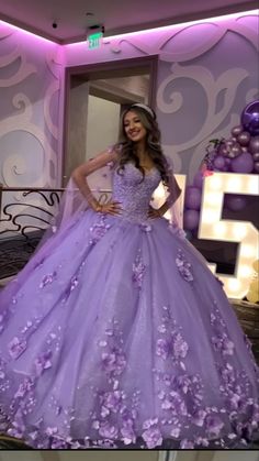 Light Purple Quince Dresses, Light Purple Quinceanera Dresses, Purple Quince Dress, Lilac Quinceanera Dresses, Purple Sweet 16, Quince Dresses Purple, Quinceanera Themes Dresses