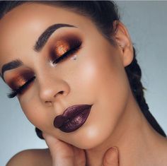 pιnтereѕт : @jenιιмarιee ♡ Copper Eyeshadow Looks, Halo Makeup, Halo Eyes, Halo Eyeshadow, Halo Eye Makeup, Copper Eye, Plum Lipstick, Winter Makeup, High End Makeup