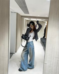 Yunjin Airport Fit, Yeji Airport Fashion, Acubi Fashion Layering, Acubi Comfy Outfit, Acubi Fashion Yesstyle, Asian Street Wear, Downtown Outfits, Mini Velvet Dress