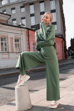 Cotton Suit With Culottes – VICLAN Best Dress, Comfy Outfit, Fall Wear, Fabric Structure, Autumn Street Style, Tracksuit Set, Cozy Outfit, Fashion Photoshoot, Cozy Fashion