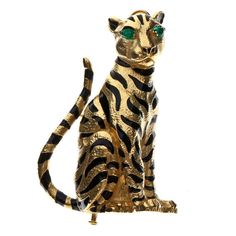 DAVID WEBB Tiger Pin | 1stdibs.com Power Jewelry, Jewelry Animals, Cartier Panther, Panther Ring, Emerald Eyes, David Webb, Animal Print Fashion, Hot Jewelry, Animal Brooch