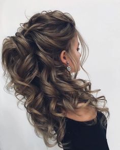 Half Down Curly Hairstyles, Half Up Half Down Curly, Down Curly Hairstyles, Half Up Wedding Hair, Medium Curly Hair Styles, Wedding Hairstyles Half Up Half Down, Wedding Hair Down