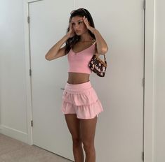 Renee Bellerive, Outfit Rosa, Indie Clothes, Tennis Skirt Outfit, Style Indie, Indie Style