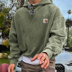 Vintage Hoodie Hoodie Outfit Men, Oversize Sleeves, Guys Clothing Styles, Fall Outfits Men, Vintage Hoodie, Mens Outfit Inspiration, Cool Outfits For Men, Vintage Hoodies, Hoodie Outfit