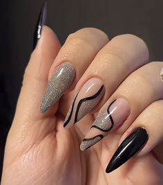 Black And Silver Nails Short Almond, Black And Silver Nails Acrylic Almond, Black And Silver Almond Nails, Black And Silver Prom Nails Almond, Nail Salon And Spa, Lavender Nails, Subtle Nails, Stylish Nails Designs