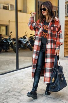 Size Chart (CM) Size Bust Length Sleeve Relax Relax Relax S 122 109 43 M 127 110 43.5 L 132 111 44 XL 137 112 44.5 Long Plaid Coat, Plaid Trench Coat, Woolen Coat Woman, Plaid Sleeve, Loose Outfit, Woolen Coat, Coat Outfits, Fashion Color