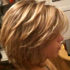 Layered Bob Hairstyles, Trending Haircuts, Short Hair With Layers, Cool Haircuts, Layered Haircuts, Layered Hair, Balayage Hair, Bobs Haircuts