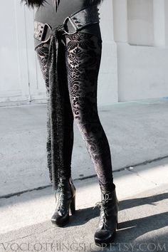 Burnout Leggings, Steampunk Shoes, Gothic Leggings, Black Velvet Leggings, Velvet Burnout, Burnout Velvet, Rock Fashion, Velvet Leggings, Womens Leggings