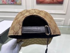 SHOP MORE LUXURY PRODUCTS HERE Description Gucci GG Canvas Baseball Cap Brown BrownBrown Cotton Canvas Includes box, dust bag.This product is of the premium quality. Louis Vuitton Shirt, Chanel Shirt, Gucci Gg Marmont, Reversible Belt, Rose Gold Hardware, Bags Designer Fashion, Exclusive Bag, New Bag, Belts For Women