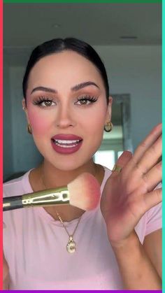 If you love blush this is for you!! Blush ☺️ makes me happy and there’s no right or wrong way but I have some personal Do’s  and Dont’s to help!🩷 #shortsT I... Contour And Blush Guide, Where To Put Highlighter, Simple Contour, Christen Dominique, Blush Application, Natural Makeup Tips, Festival Face, Makeup Simple