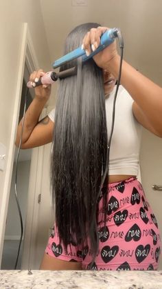 Hair So Layed Its UnBWeaveAble | Sew in 🧵🪡 in the middle & Small Boho Knotless on the outside 👌🏾#goddesshaircare #tishalathebraidgoddess #tishalathehairgoddess... | Instagram Small Boho Knotless, Boho Knotless, Goddess Hairstyles, Small Boho, Hair Laid, Sew In, July 31, Braid Styles, In The Middle