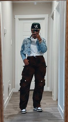 Cargos Outfit Black Women, Fall Festival Outfit Black Women, Sports Bar Outfits For Black Women, Nike Dunks Outfit Woman Fall, Hip Hop Concert Outfit Ideas Fall, Womens Cargo Pants Outfit Casual, Cargo Pants And Dunks Outfit, Nikes With Dress Outfit, Cute Swag Outfits Fall